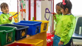Padres de familia encuentran ‘conspiradores para el bien’ en la Academia Católica Wellspring de St. Bernadette