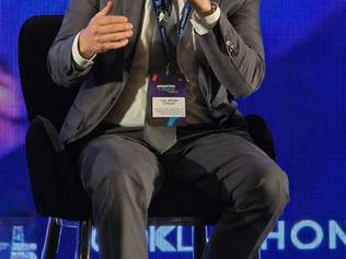 Tod’Aérs Board Member H.E. Luis A. Salazar Moderates Artificial Intelligence Panel at Argentina Digital Summit in Buenos Aires