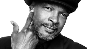 Damon Wayans: Food is medicine, Your body is listening.