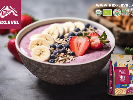 Smoothie Bowl à la poudre de Maca Rouge ! 🥣✨