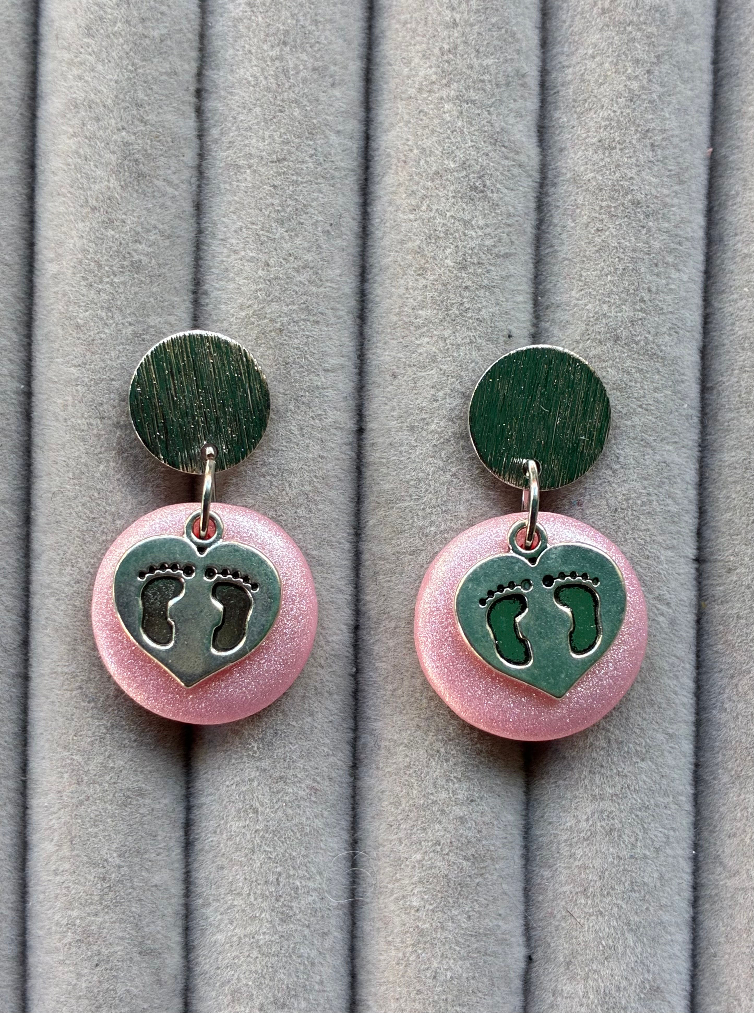 ‘To the moon and back’ pink little toes earrings on stainless steel studs