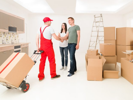 Moving Made Easy: Why You Should Use a Storage and Removals Service