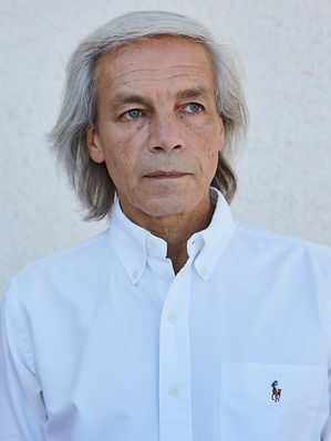 diccionario de lo inefable ineffable Javier Enriquez Serralde lexinario autor escritor novelista medico cientifico blota blova plebonia pleoniria neobardismo euminidazo predubilacion onyo eab las primas segundas trinas cuadras quinos
