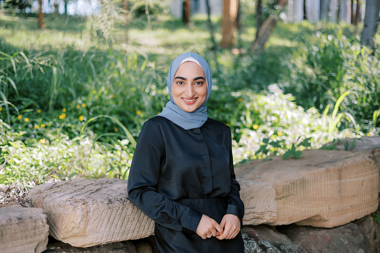 Muslim woman smiling for her headshot photo in brisbane
