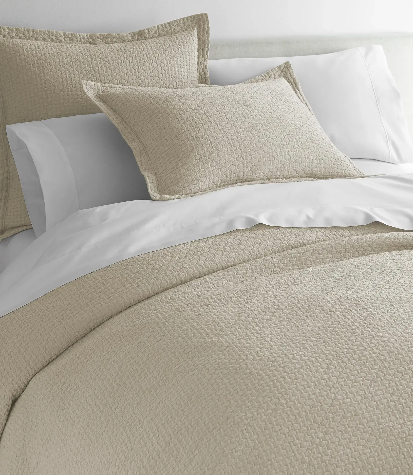 Linen Juliet Matelassé Sham