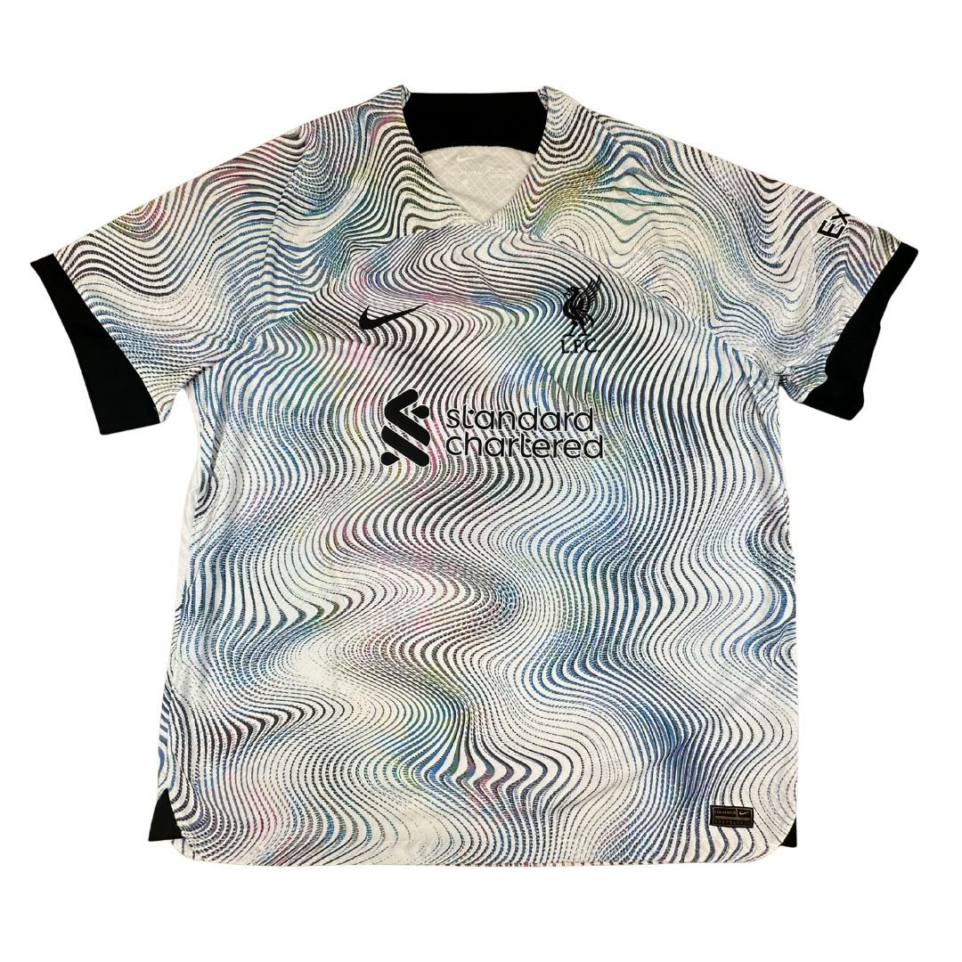 Liverpool 2022 2023 Away Tam: 2GG (Nota: 9,5)