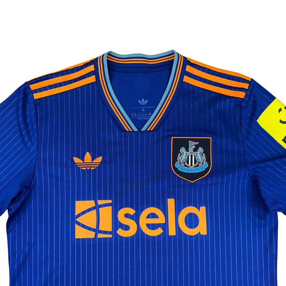 Miniatura: Newcastle 2025 2026 Third Tam: M (Nota: 10)