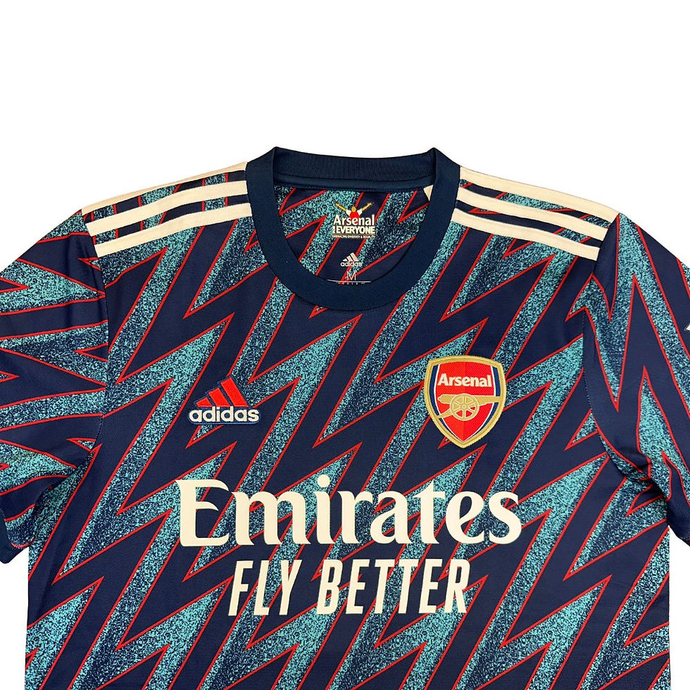 Miniatura: Arsenal 2021 2022 Third #9 Mateus Tam: M (Nota: 8,5)