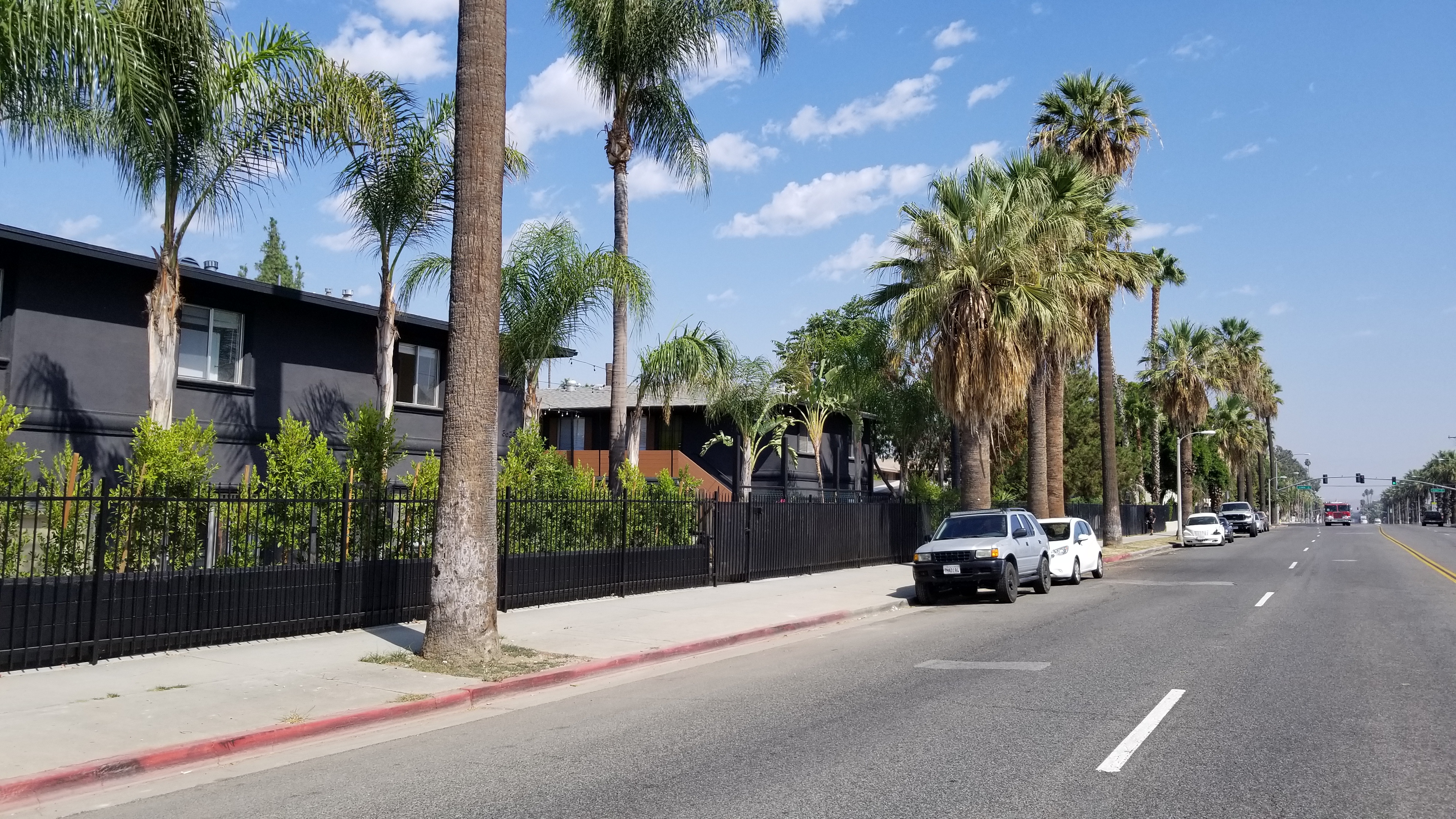 Annex On Chicago UCR Riverside Apartments for Rent