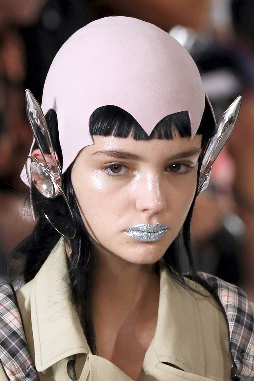 Glittery lip look at Maison Margiela show - to get similar look try out MAC glitter that reflects turquatic $22