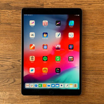 Two reports describe major new iOS 13 and macOS 10.15 features