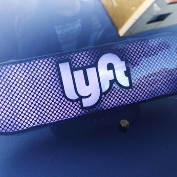 Patent describes how Lyft’s self-driving cars might communicate