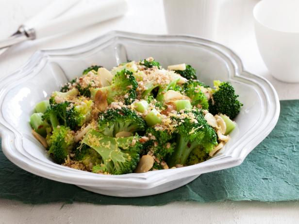 Broccoli with garlic/chilli flakes and breadcrumbs