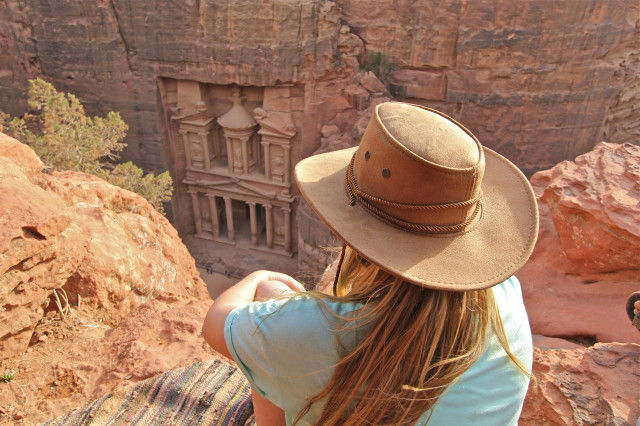 10 Safety Tips for Traveling Solo Like a Ninja According to Huffington Post
