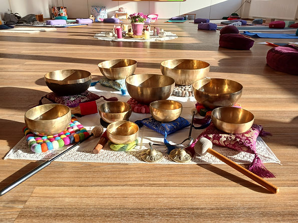 Klangschalen.jpg