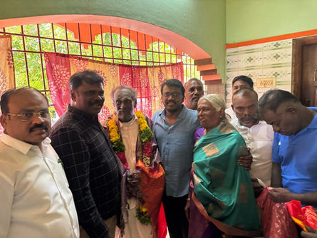 உடற்கல்வி ஆசிரியர் தங்கராஜ் அவர்களை சந்தித்த இயக்குனர் மாரி செல்வராஜ்