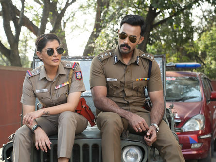 'மாருதி நகர் போலீஸ் ஸ்டேஷன் ' ('ஆஹா' தமிழ் ஓடிடி) - விமர்சனம் !