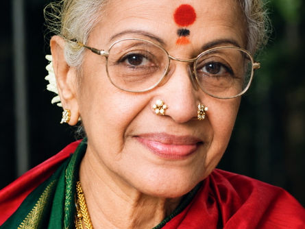 எம்.எஸ். சுப்புலட்சுமி அம்மாவின் சாதனை வாழ்க்கை திரைப்படமாகிறது !