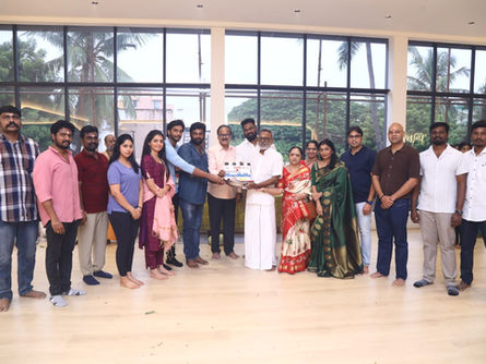 இயக்குனர் கஸ்தூரி ராஜா தொடங்கி வைத்த ‘NEEK’ புகழ் பவிஷ் நடிக்கும் புதிய படம்