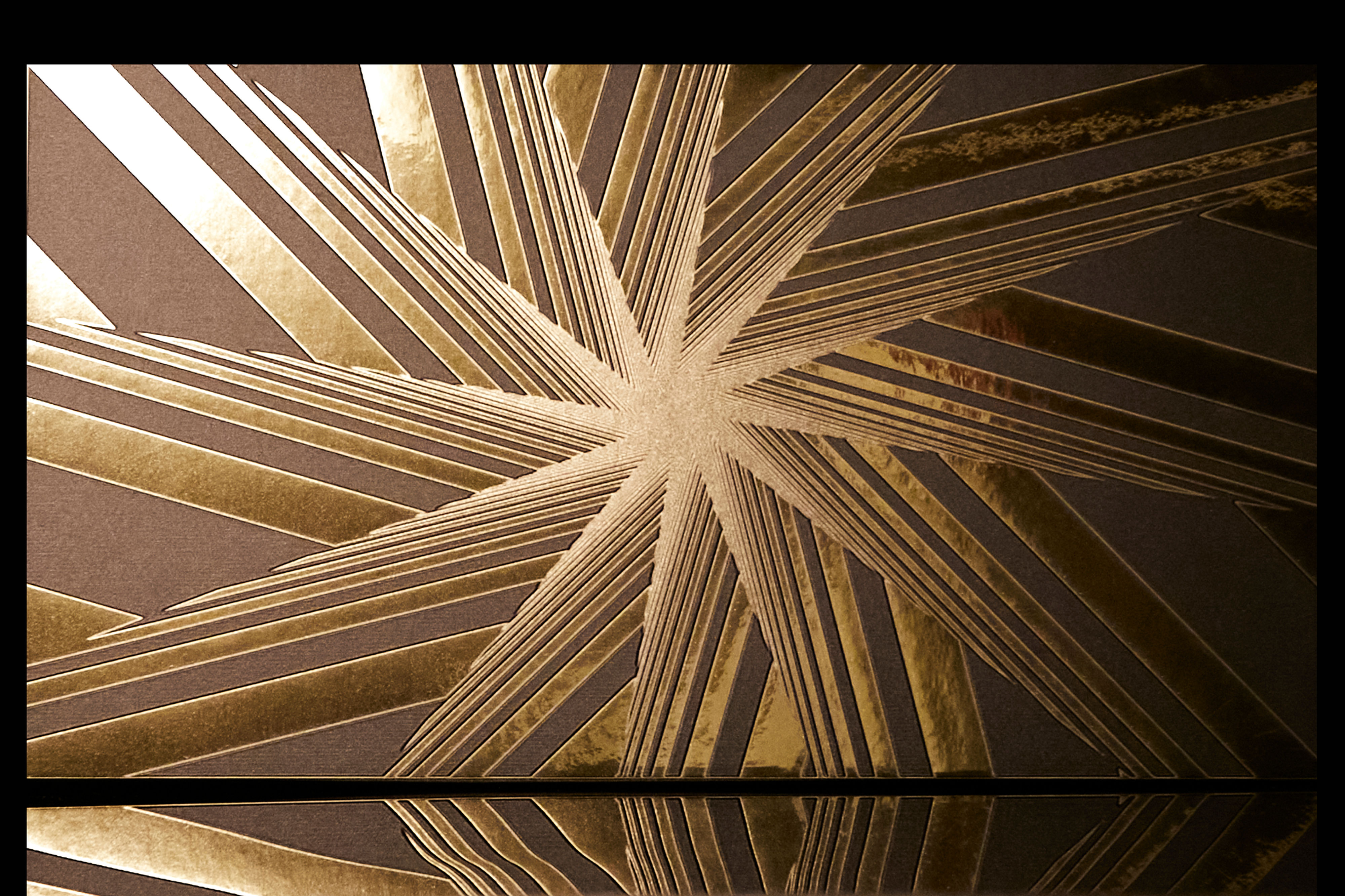 MESMERIZE 19/01 GOLD