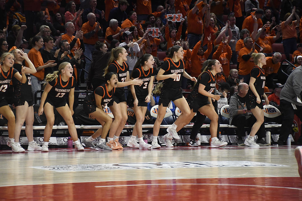 Washington's bench reacts to a basket during the Panthers' 60-45 win against Chatham Glenwood in the Class 3A state championship game on March 7, 2026 at CEFCU Arena in Normal.