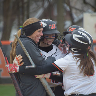 Washington softball
