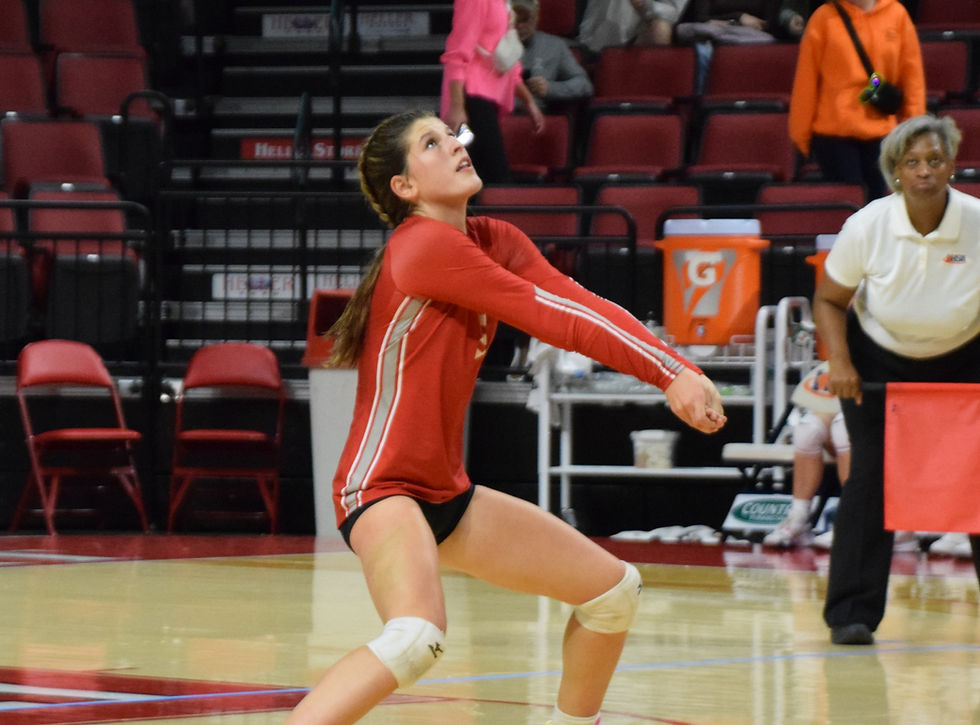 Morton volleyball Claire Ceresa
