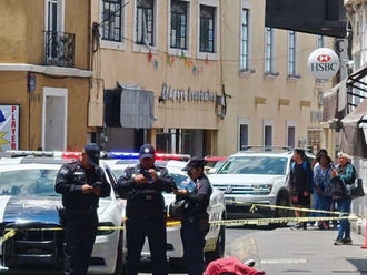 Un hombre en pleno centro de Pachuca se desvanece y pierde la V1d4