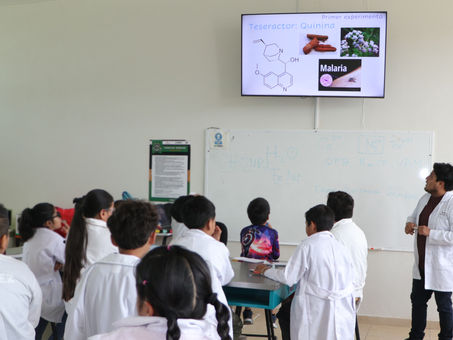 UTMZ impulsa el interés científico y tecnológico en niñas y niños