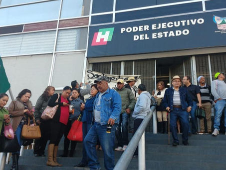 POBLADORES DEL VALLE DEL MEZQUITAL ARRIBARON A LA CAPITAL DESDE TEMPRANO BLOQUEARON LOS ACCESOS A PA