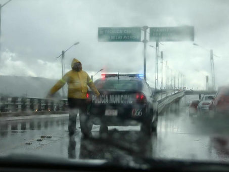 LA SECRETARIA DE SEGURIDAD MUNICIPAL DE PACHUCA IMPLEMENTA "OPERATIVO CARRUSEL" EN VIALIDA