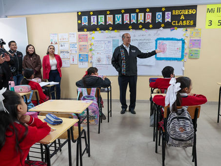 Más y mejores espacios para aprender; Castrejón entrega obra educativa por 12.9 mdp en Huichapan