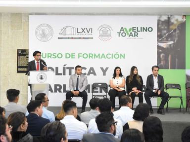 Inauguran Curso de Formación Política y Parlamentaria