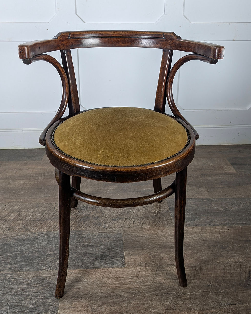 Thumbnail: Early 20th-Century thonet-Style Bentwood Armchair