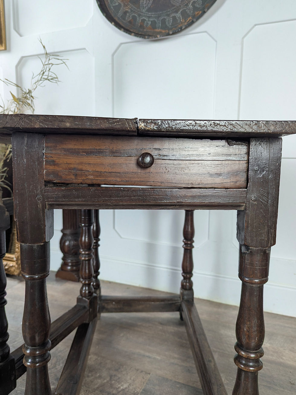 Thumbnail: 18th-Century Solid Oak Gate Leg Table