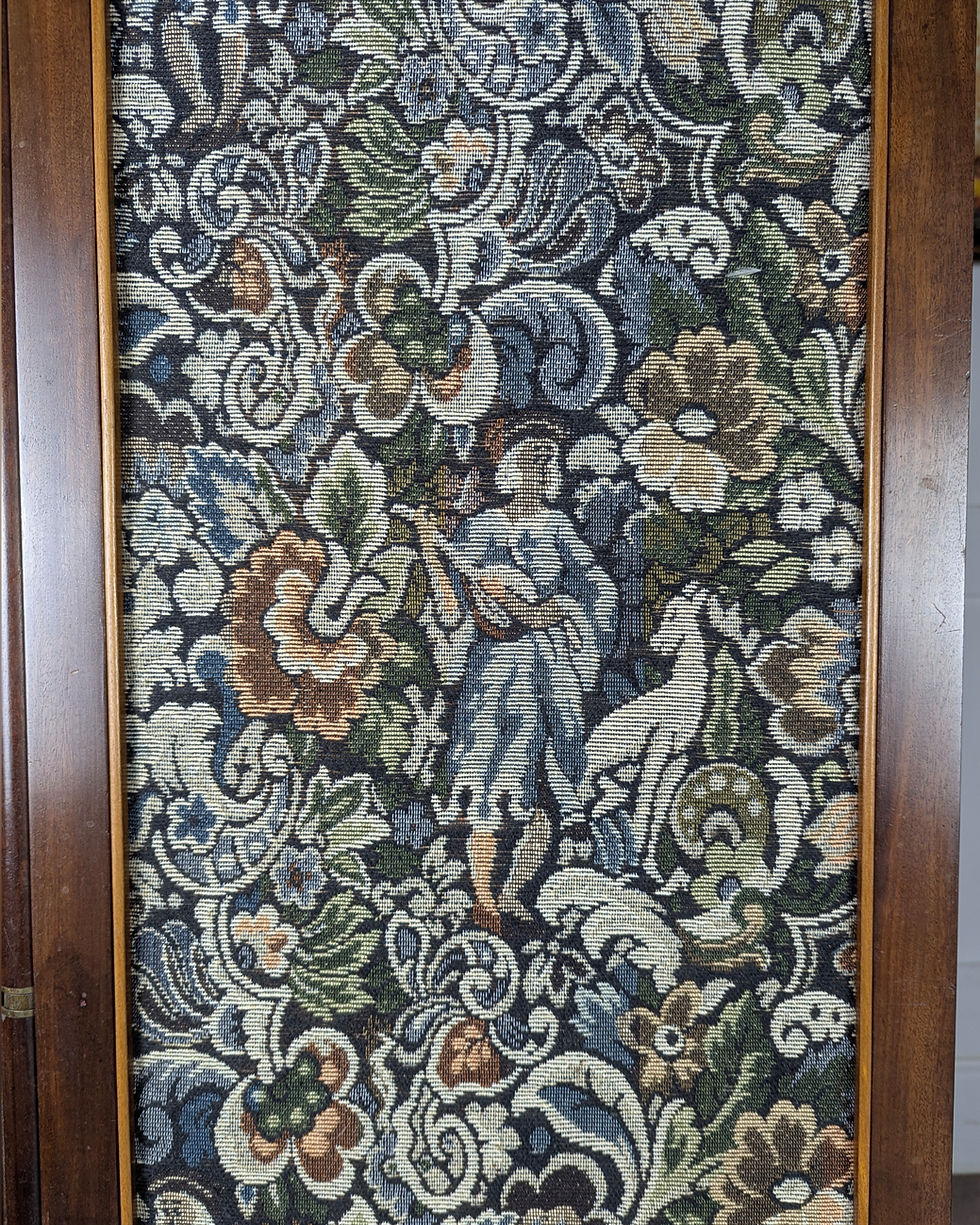 Thumbnail: Early 20th-Century Arts And Crafts Mahogany Folding Screen