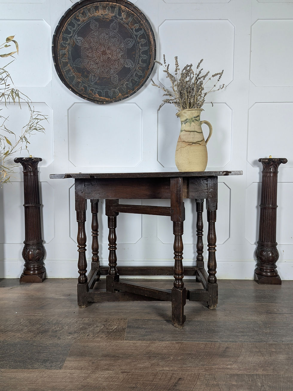 Thumbnail: 18th-Century Solid Oak Gate Leg Table