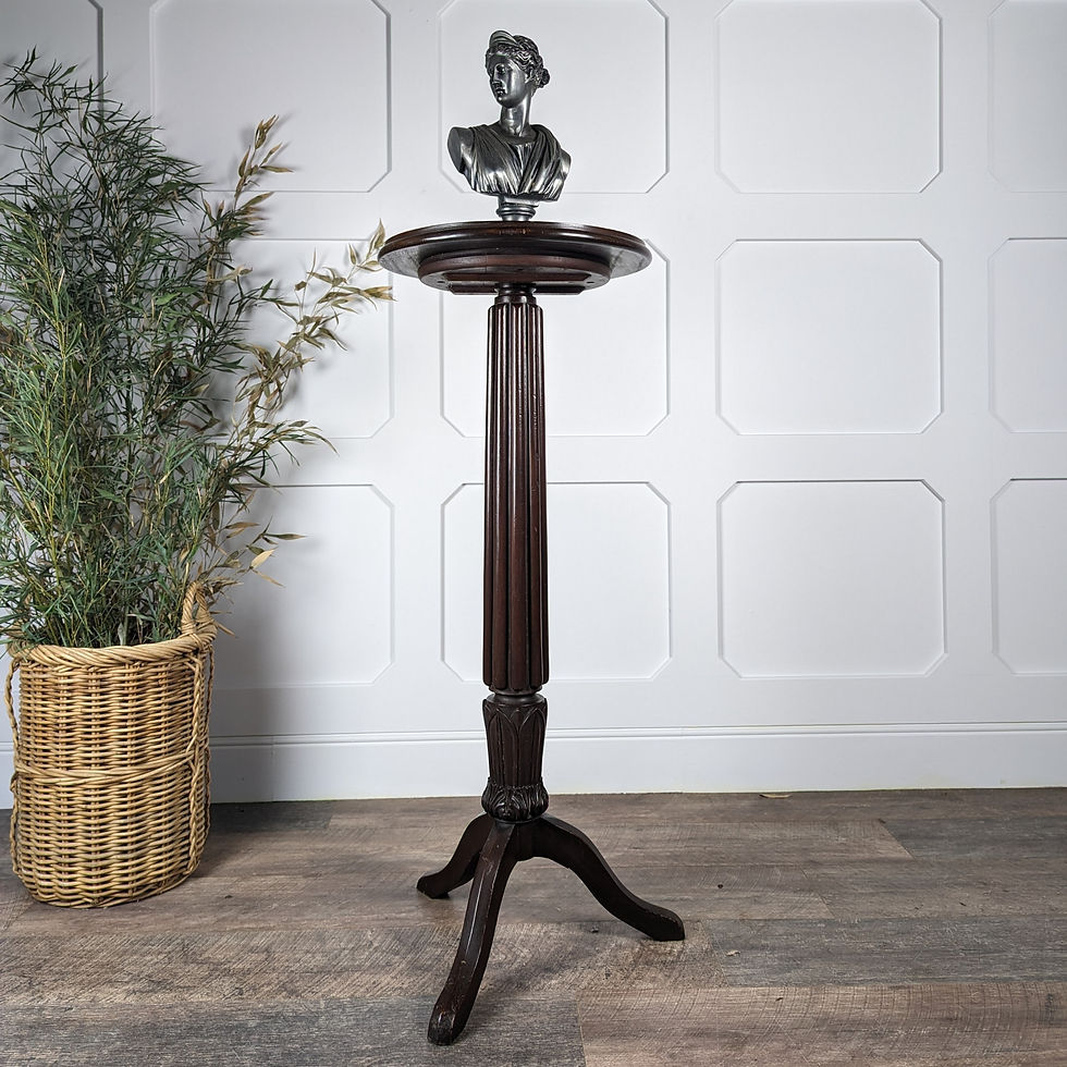 Victorian Solid Mahogany Plant Or Jardiniere Stand
