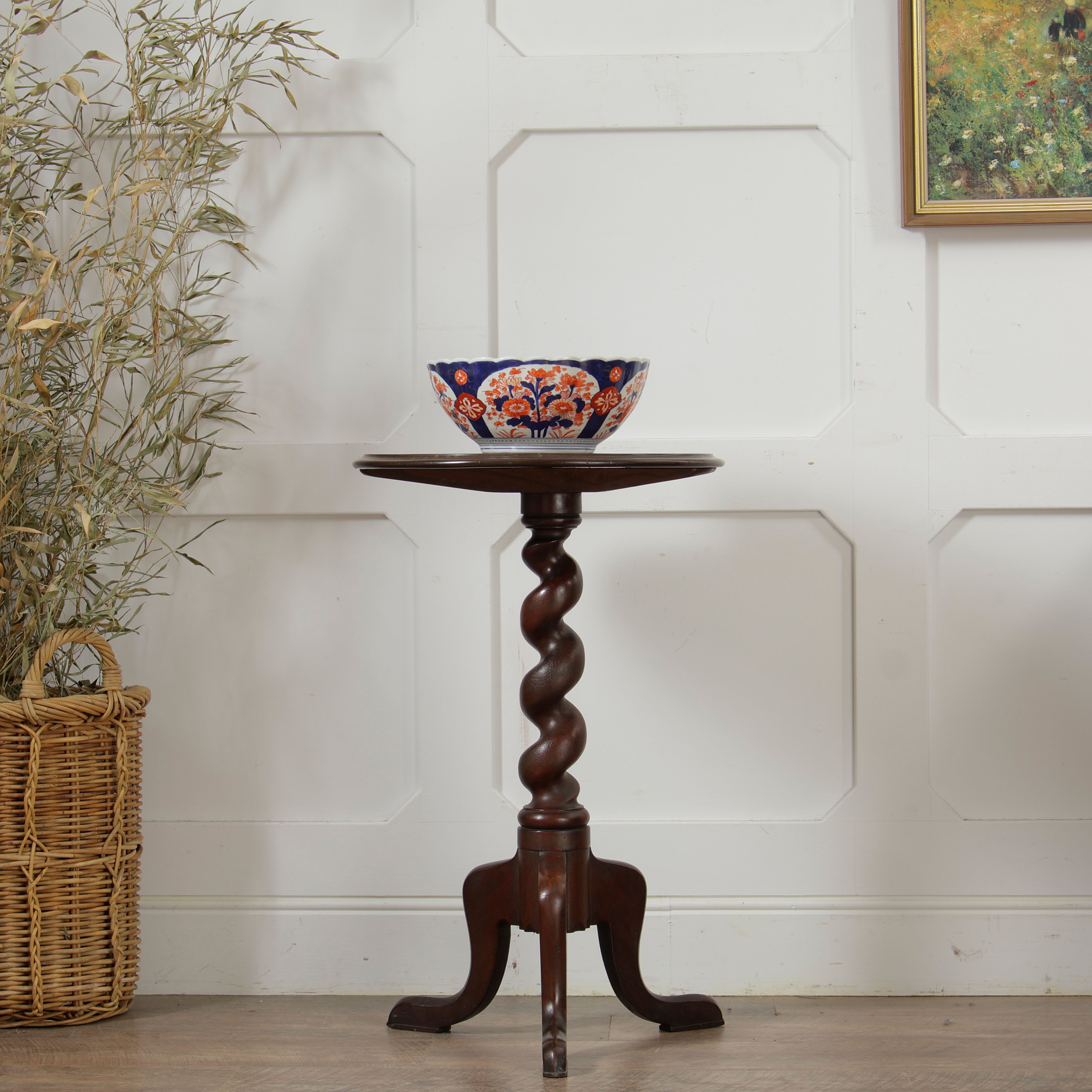 Victorian Walnut Barley Twist Pedestal Table