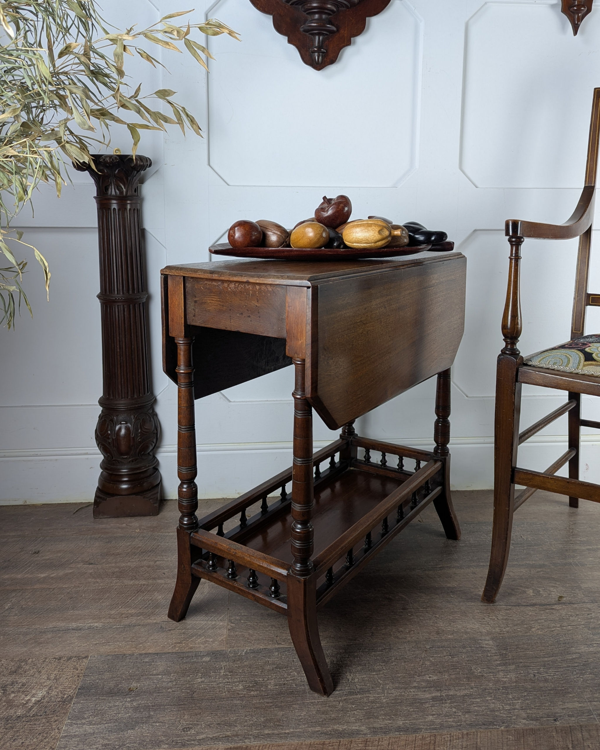 Late Victorian Walnut Drop Flap Side Table