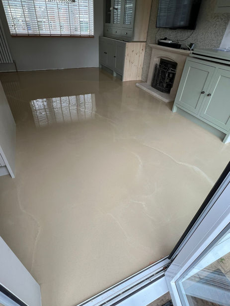 Amtico Marlow Oak Large Parquet with borders 10.jpeg