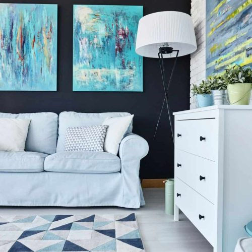 room-with-many-paintings-e1718703314681-qqon0cmbhov1d1i7hdlfteg3g7dt7came1afdtpxu0.jpg