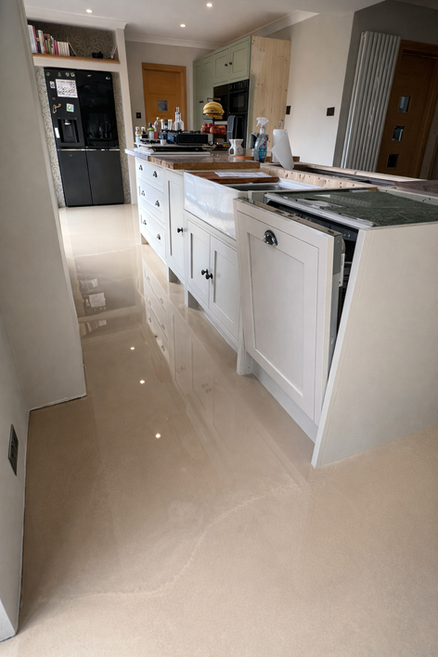 Amtico Marlow Oak Large Parquet with borders 9.png