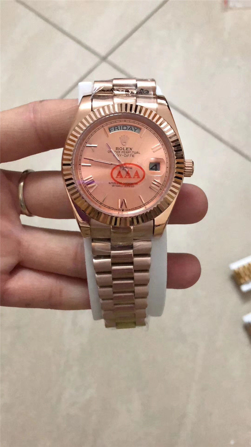 תמונה ממוזערת: RLX82

