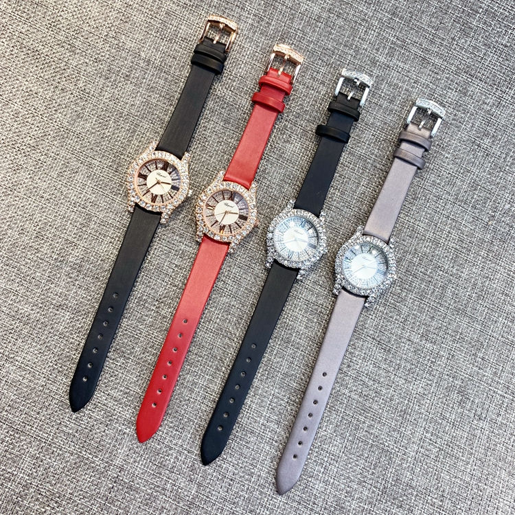 תמונה ממוזערת: 1001 Women

