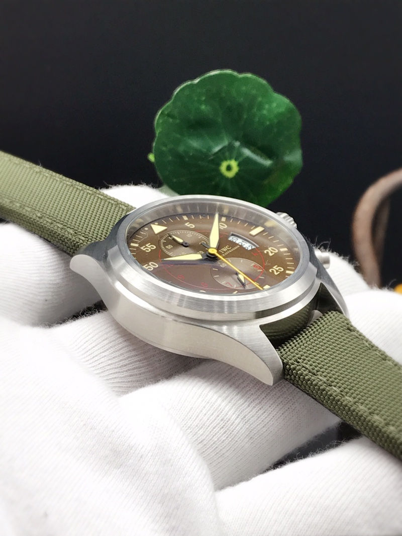 תמונה ממוזערת: IC5

