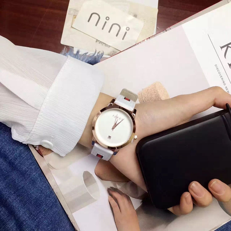 תמונה ממוזערת: 244 women

