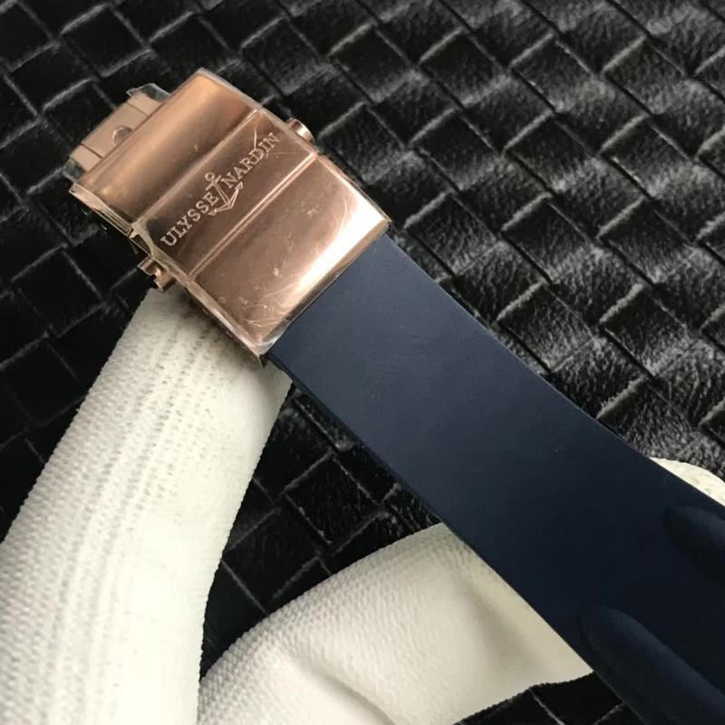 תמונה ממוזערת: Ulysse nardin 1

