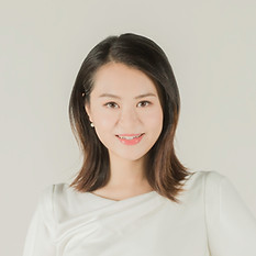Zelia黃雅姿_全身.jpg
