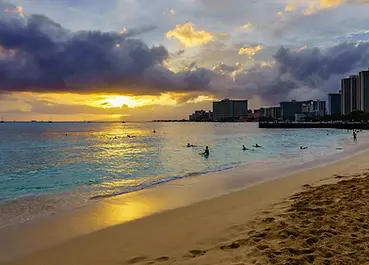 OahuQueensBeachWaikiki_LynnImage.jpg.webp